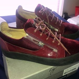 Men’s Giuseppe’s